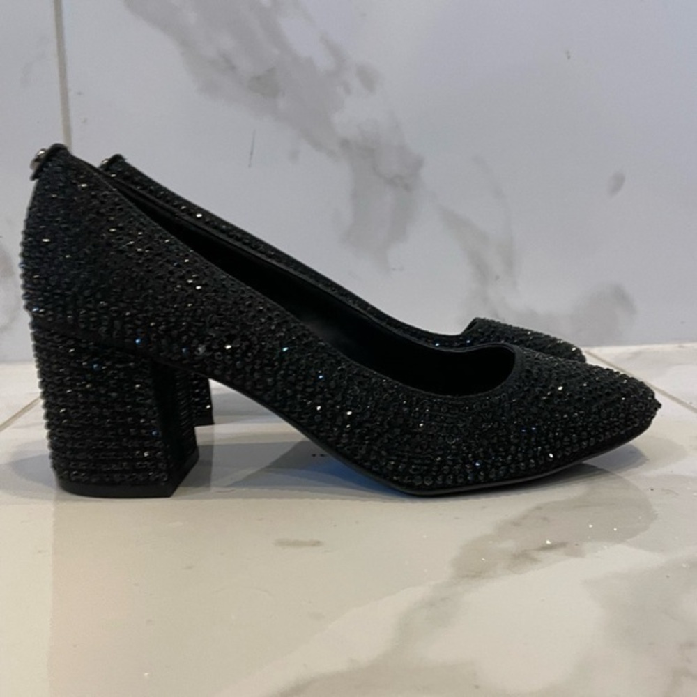 Micheal Kors | Black Arabella Sparkle Round Toe Classic Elegance Mini Pump Shoe - Picture 10 of 16